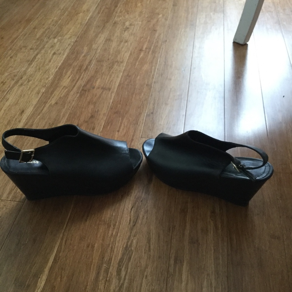 Express shoes